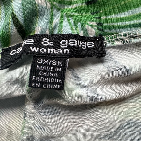 Cable & Gauge Green Leaf Print Women's Blouse - Picture 7 of 8